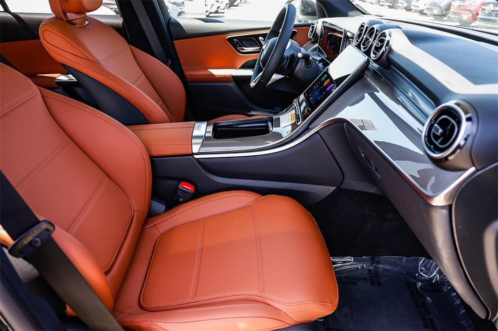 new 2025 Mercedes-Benz GLC 300 car, priced at $53,005