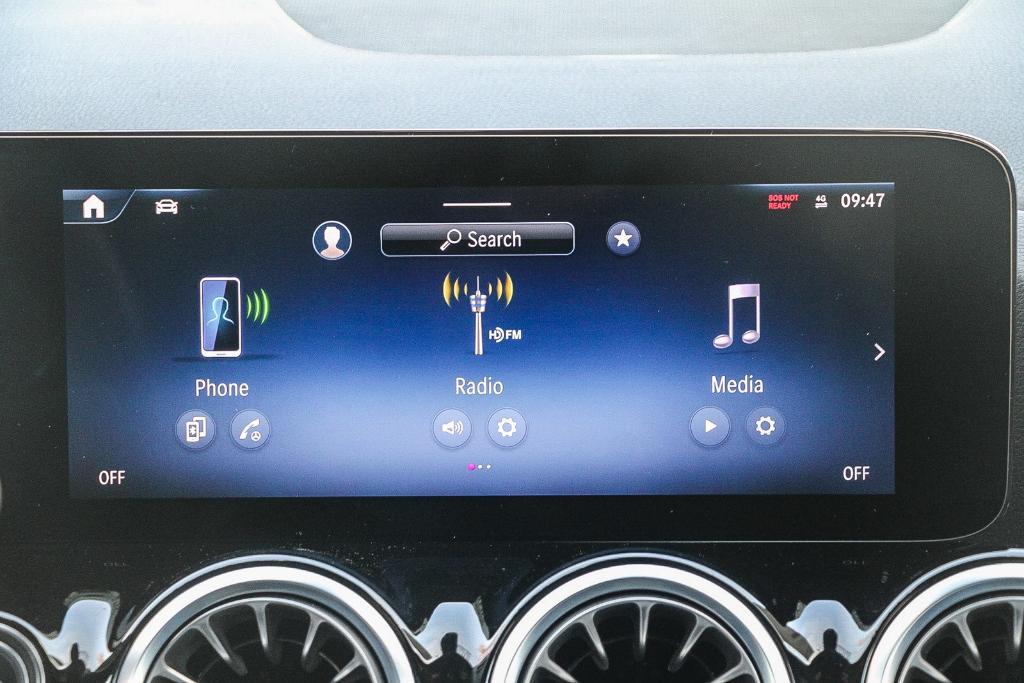 used 2025 Mercedes-Benz GLA 250 car, priced at $43,990