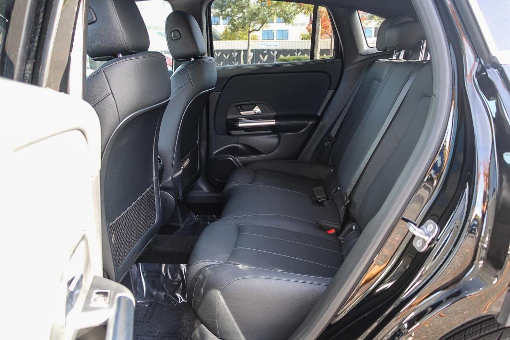 used 2025 Mercedes-Benz GLA 250 car, priced at $43,990