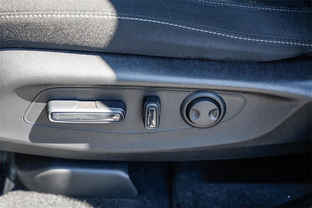 used 2023 Honda CR-V car, priced at $30,823