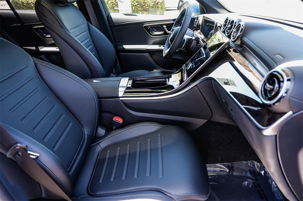 new 2025 Mercedes-Benz GLC 350e car, priced at $68,105