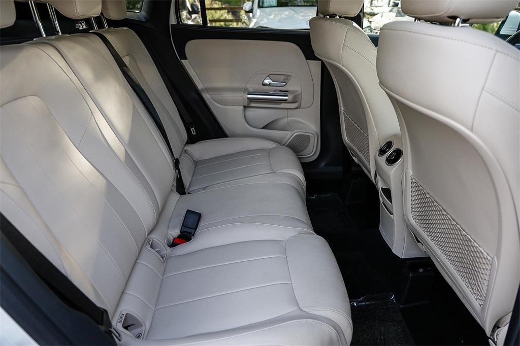 used 2024 Mercedes-Benz GLA 250 car, priced at $39,612