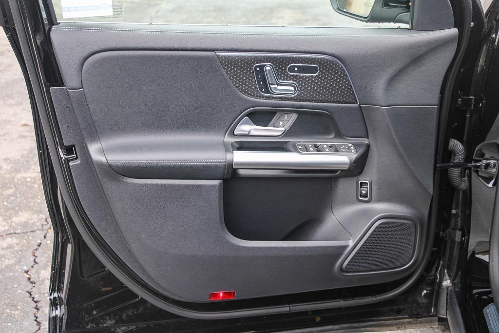 used 2025 Mercedes-Benz GLA 250 car, priced at $45,295