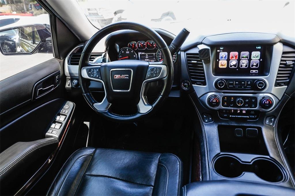 used 2020 GMC Yukon car, priced at $28,595