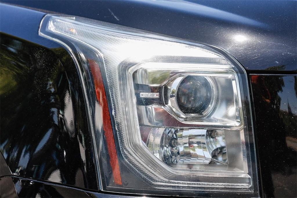 used 2020 GMC Yukon car, priced at $28,595