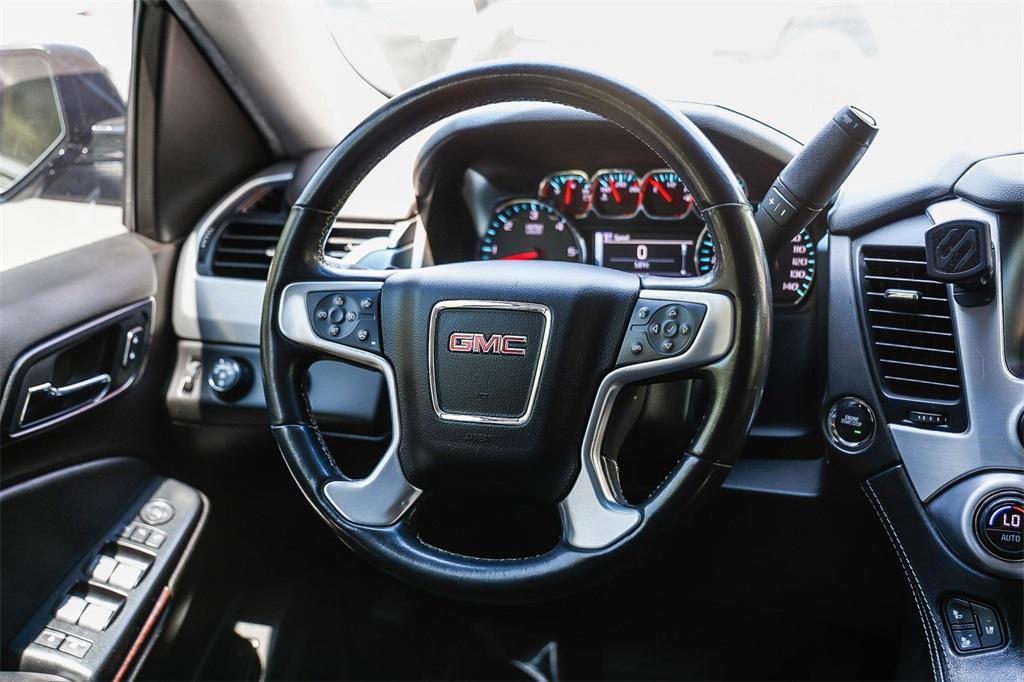 used 2020 GMC Yukon car, priced at $28,595