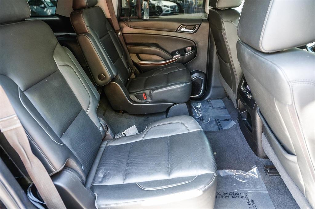 used 2020 GMC Yukon car, priced at $28,595