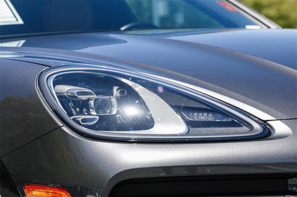 used 2021 Porsche Cayenne car, priced at $43,995