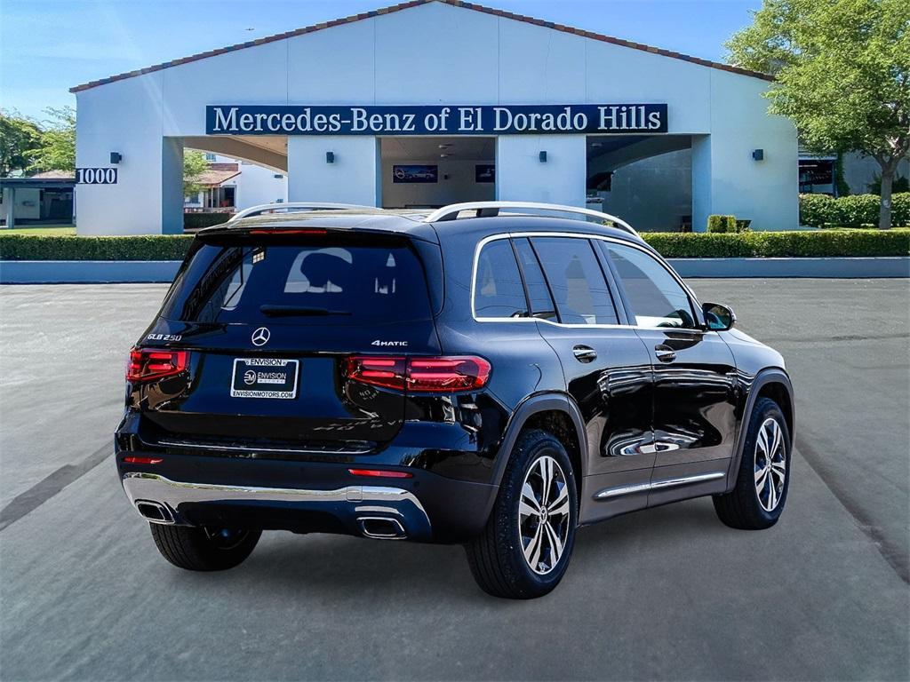 new 2025 Mercedes-Benz GLB 250 car, priced at $51,590