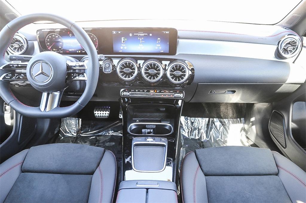 new 2025 Mercedes-Benz CLA 250 car, priced at $50,615