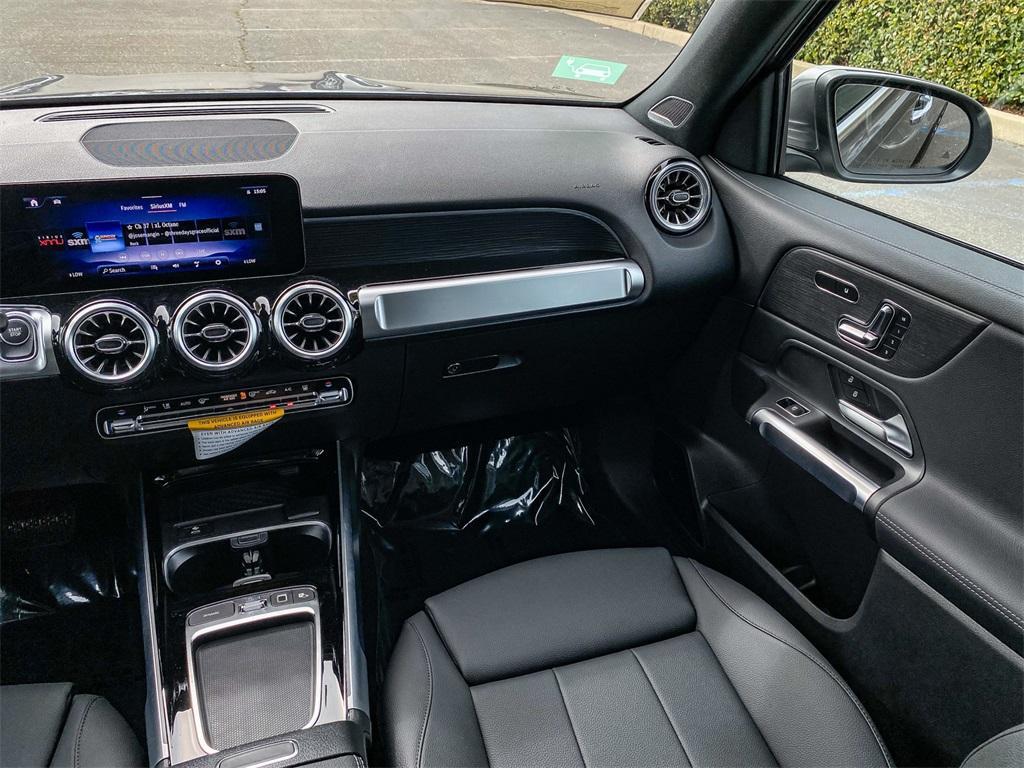 new 2025 Mercedes-Benz EQB 300 car, priced at $65,420