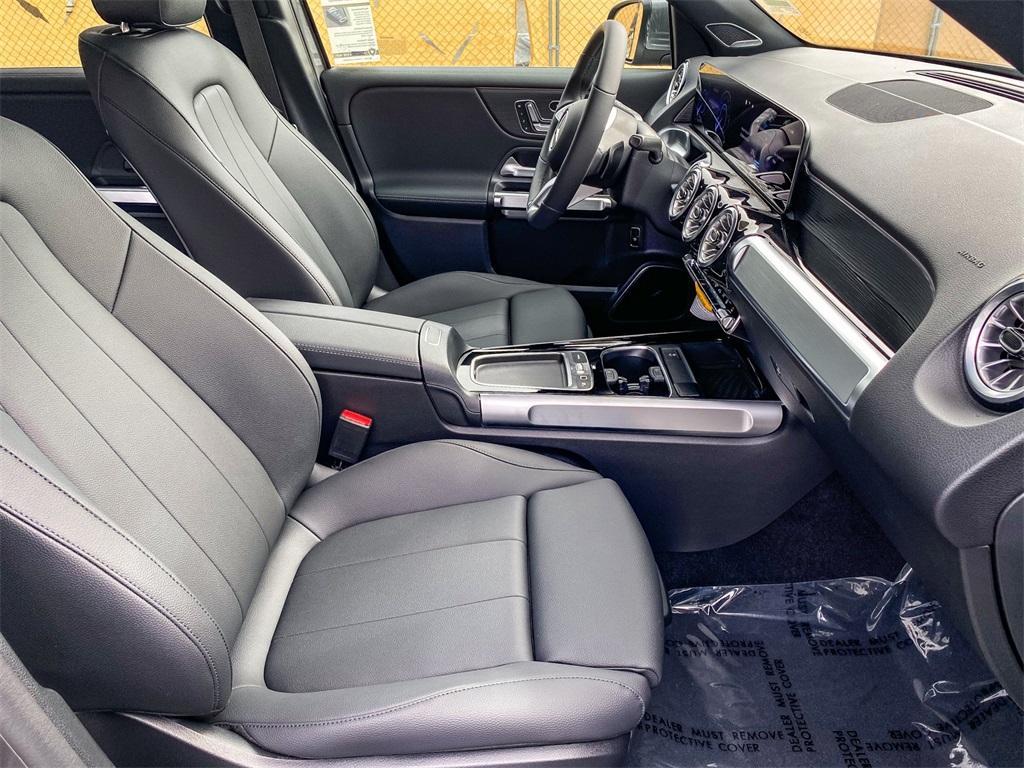 new 2025 Mercedes-Benz EQB 300 car, priced at $65,420
