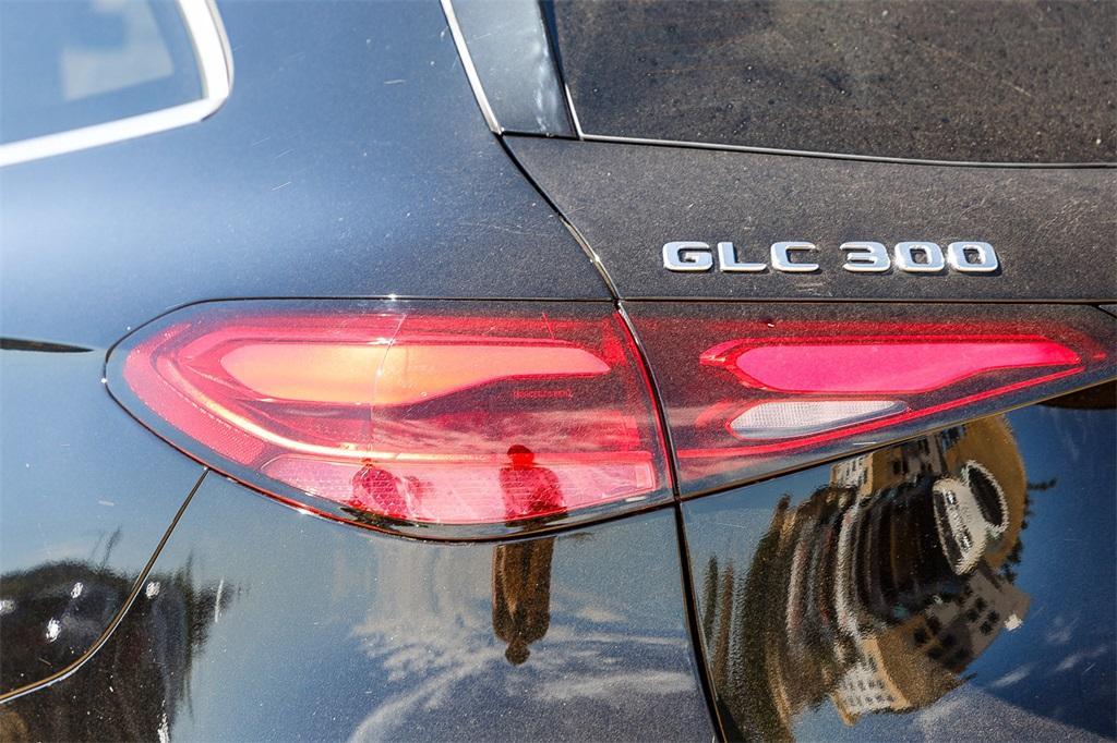 new 2025 Mercedes-Benz GLC 300 car, priced at $53,005