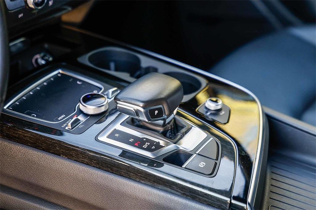 used 2018 Audi Q7 car, priced at $23,490