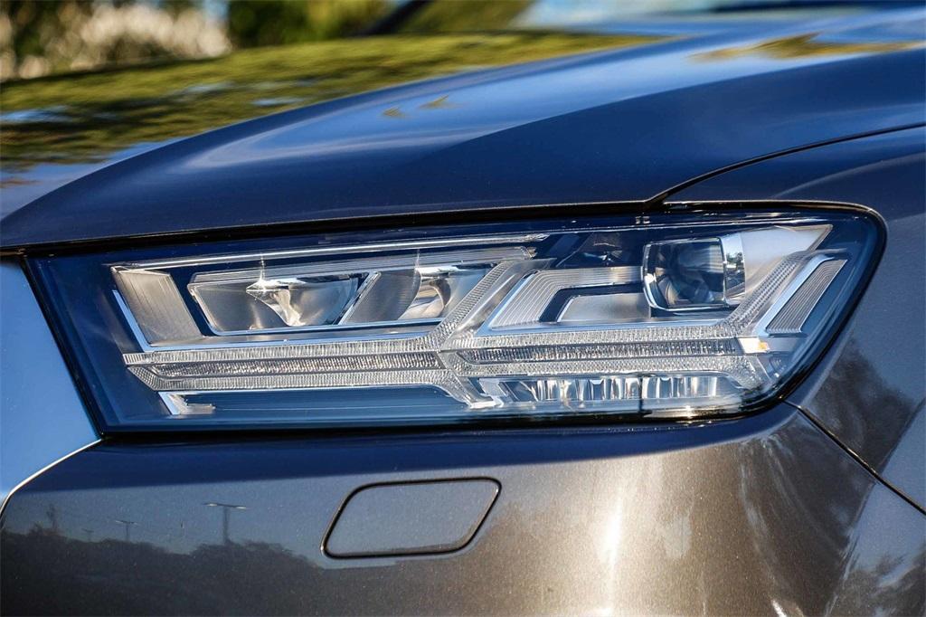 used 2018 Audi Q7 car, priced at $23,490
