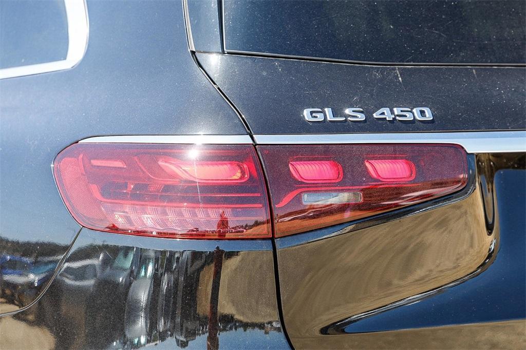 new 2025 Mercedes-Benz GLS 450 car, priced at $91,945