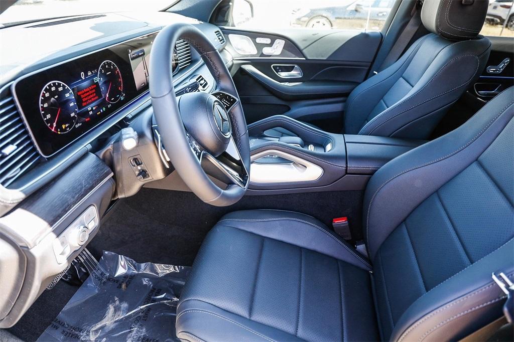 new 2025 Mercedes-Benz GLS 450 car, priced at $91,945