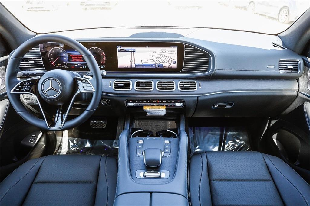 new 2025 Mercedes-Benz GLS 450 car, priced at $91,945