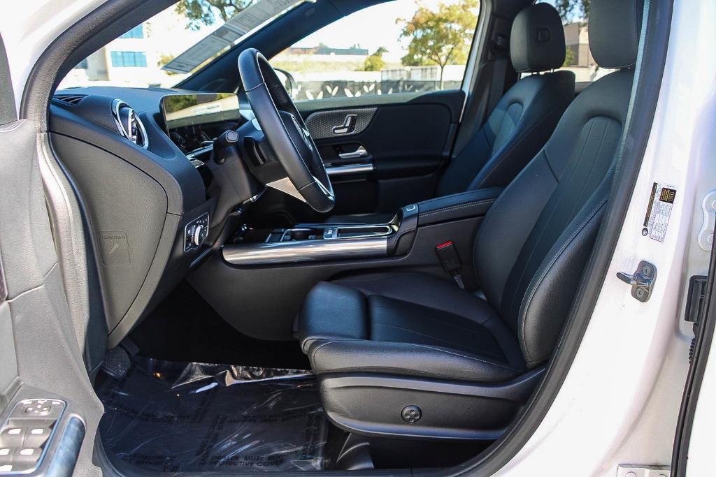 used 2025 Mercedes-Benz GLA 250 car, priced at $39,995