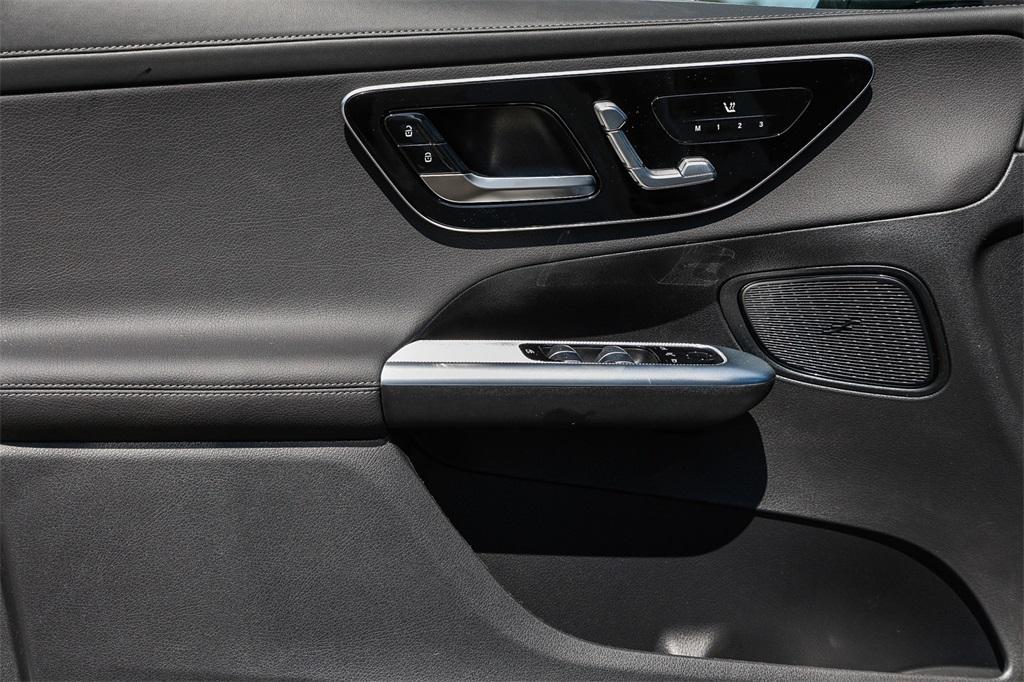 new 2025 Mercedes-Benz GLC 350e car, priced at $67,355