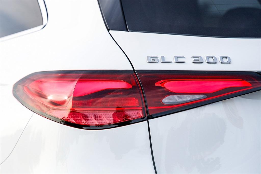 new 2025 Mercedes-Benz GLC 300 car, priced at $52,085