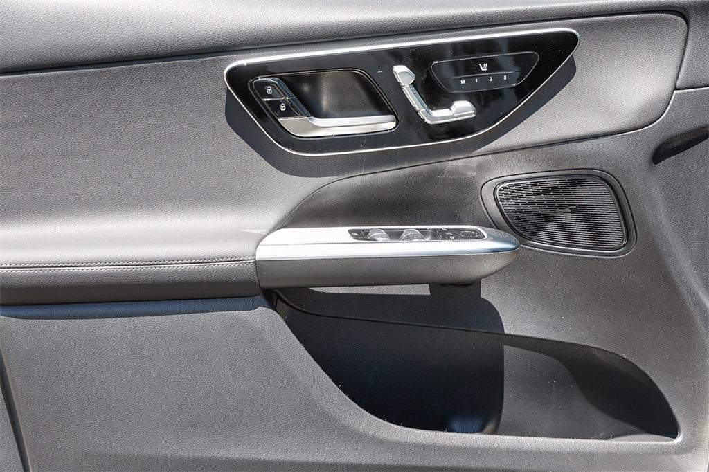 new 2025 Mercedes-Benz GLC 300 car, priced at $53,035