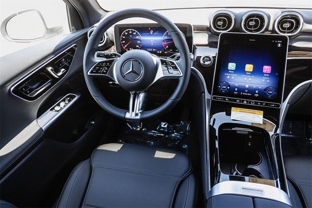 new 2025 Mercedes-Benz GLC 300 car, priced at $53,035