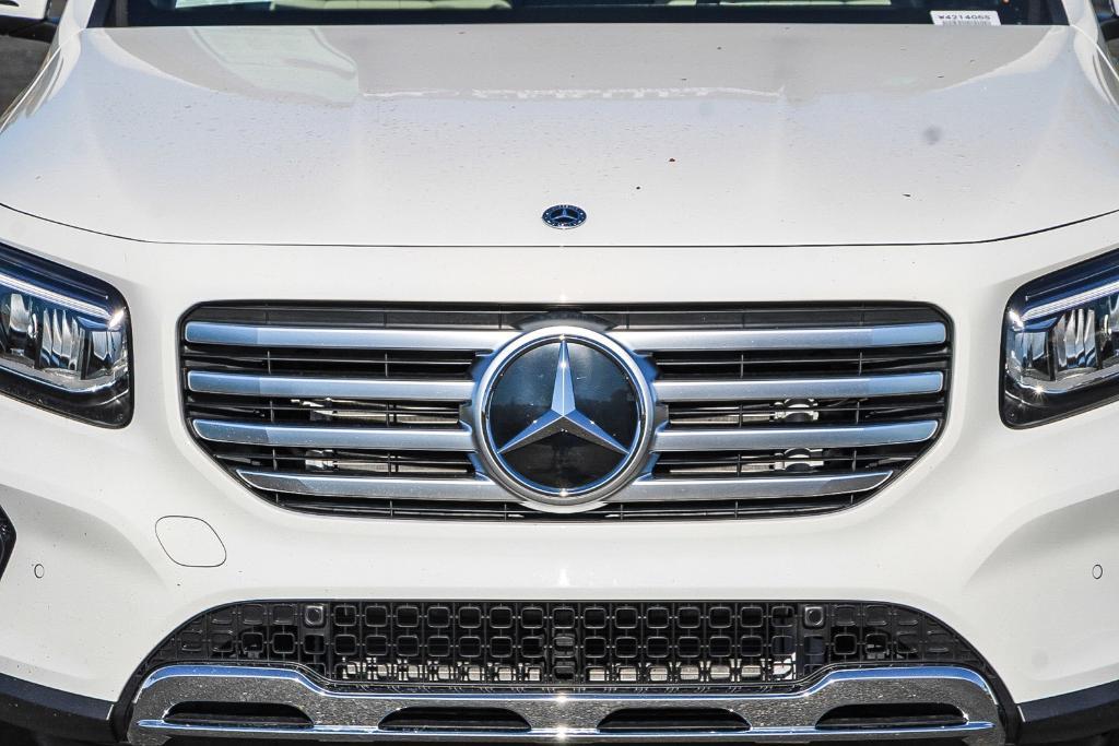 used 2025 Mercedes-Benz GLB 250 car, priced at $45,995