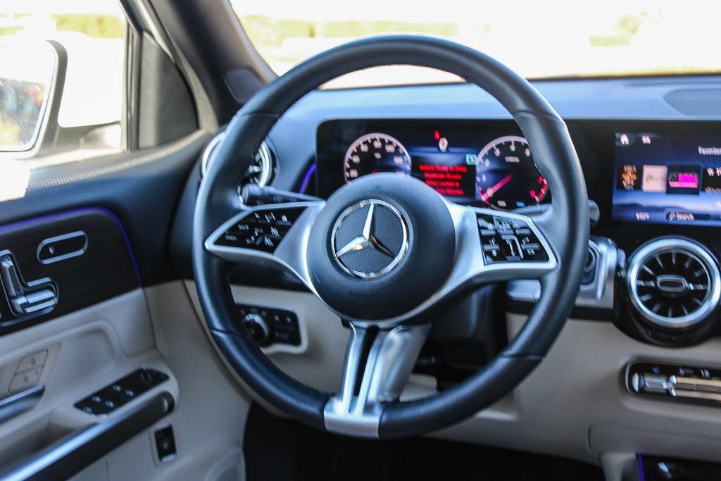 used 2025 Mercedes-Benz GLB 250 car, priced at $45,995