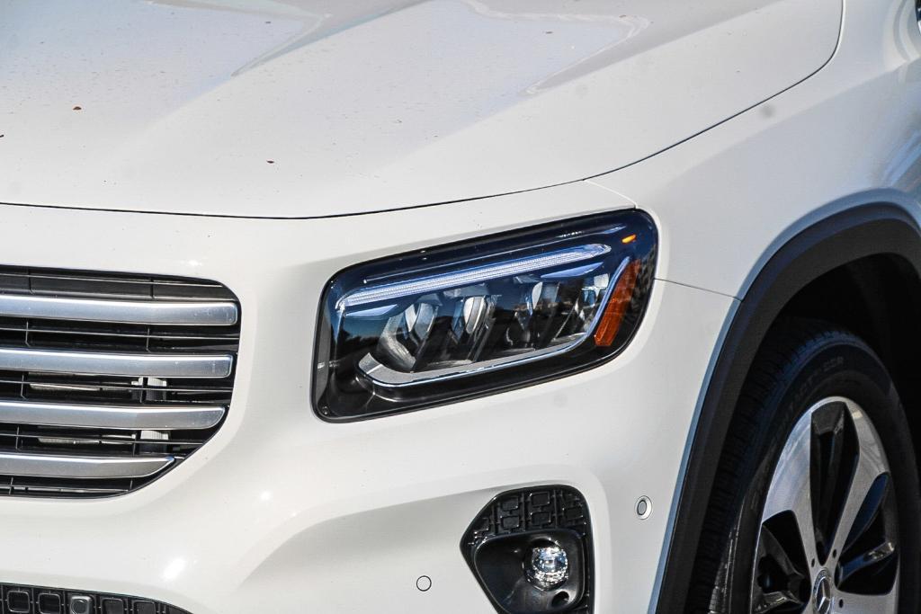 used 2025 Mercedes-Benz GLB 250 car, priced at $45,995