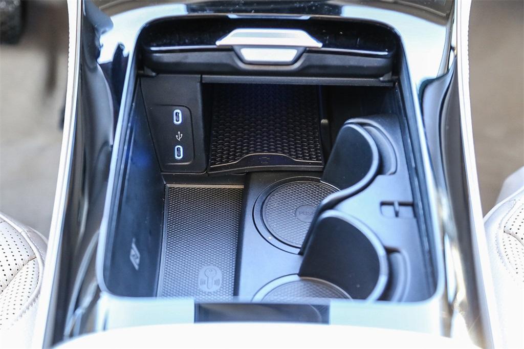 new 2023 Mercedes-Benz EQS 450 car, priced at $112,995