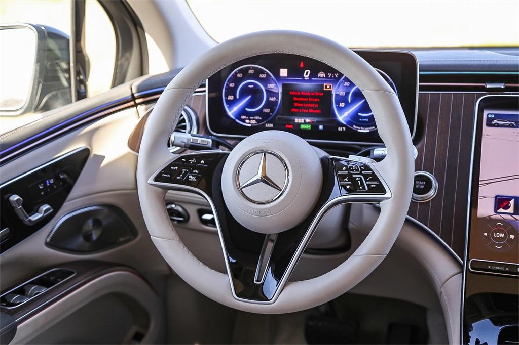 new 2023 Mercedes-Benz EQS 450 car, priced at $112,995