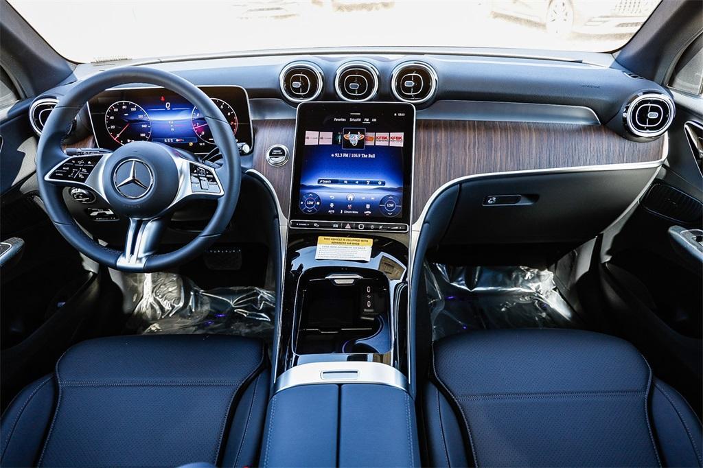 new 2025 Mercedes-Benz GLC 300 car, priced at $52,625