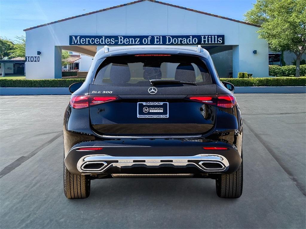 new 2025 Mercedes-Benz GLC 300 car, priced at $52,625