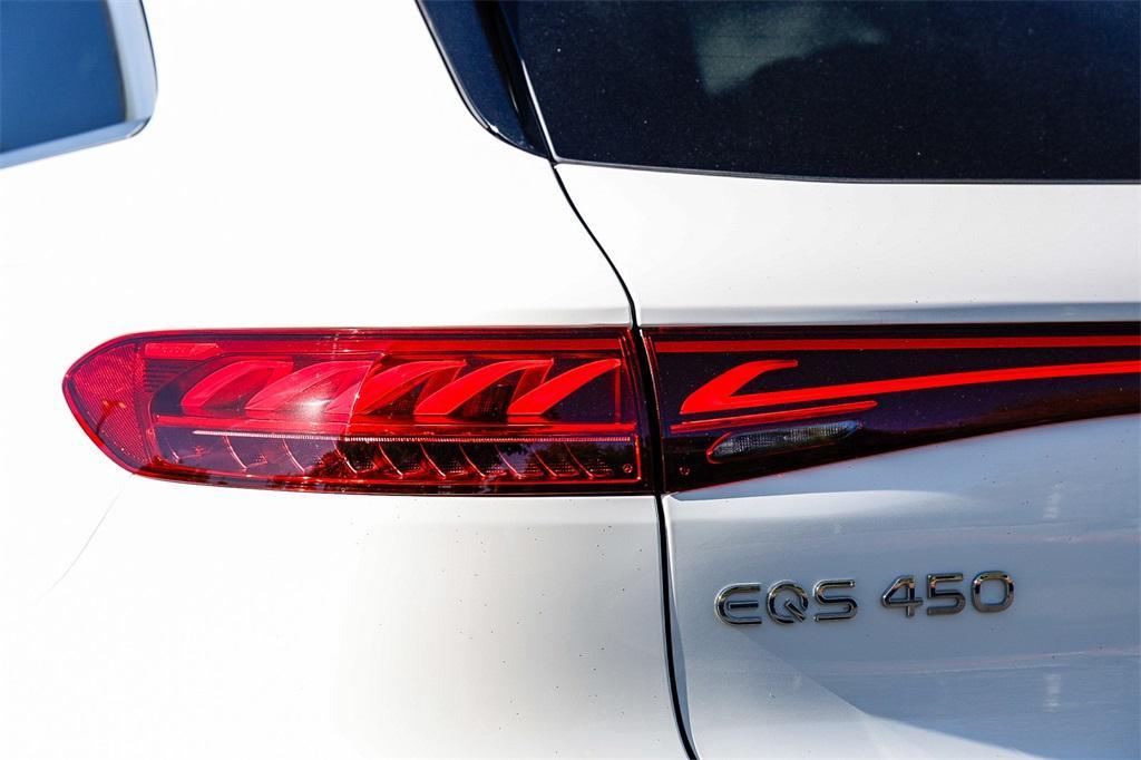 new 2025 Mercedes-Benz EQS 450 car, priced at $111,429