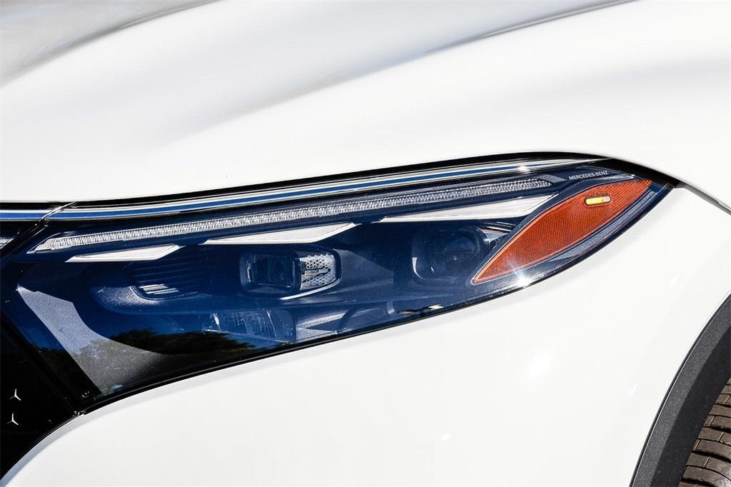 new 2025 Mercedes-Benz EQS 450 car, priced at $111,429