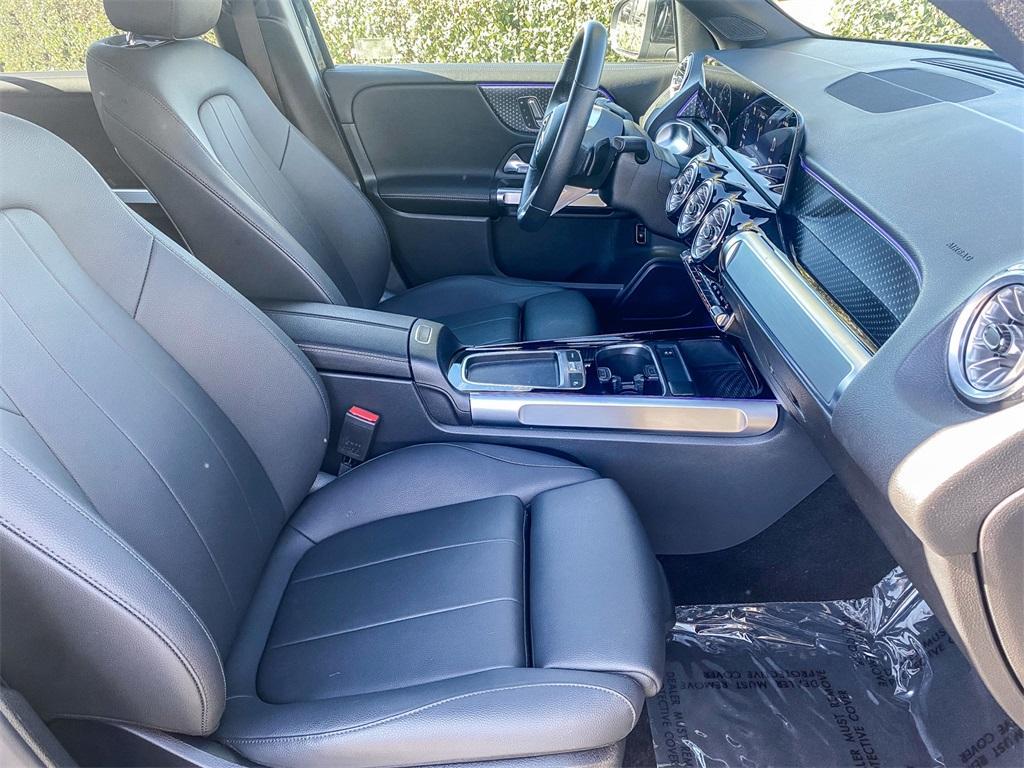 used 2024 Mercedes-Benz GLB 250 car, priced at $39,123