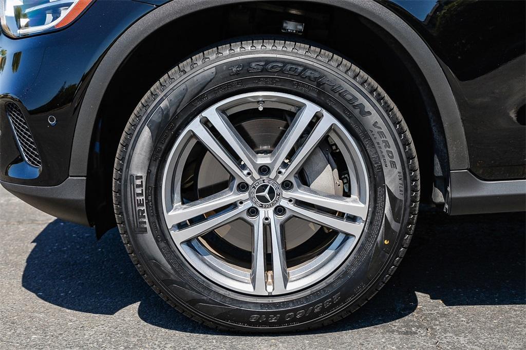 used 2022 Mercedes-Benz GLC 300 car, priced at $35,995