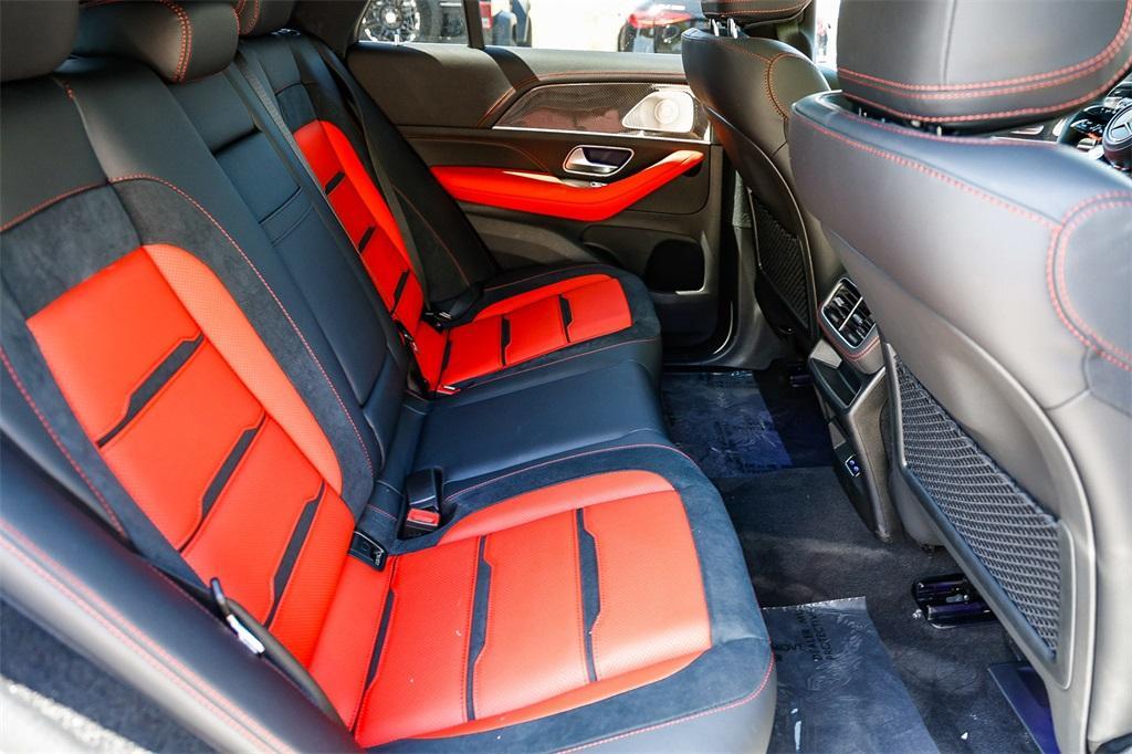 new 2025 Mercedes-Benz AMG GLE 53 car, priced at $98,285