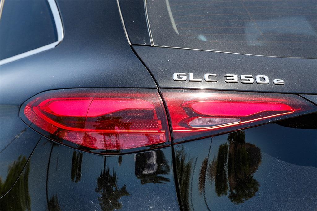 new 2025 Mercedes-Benz GLC 350e car, priced at $61,700