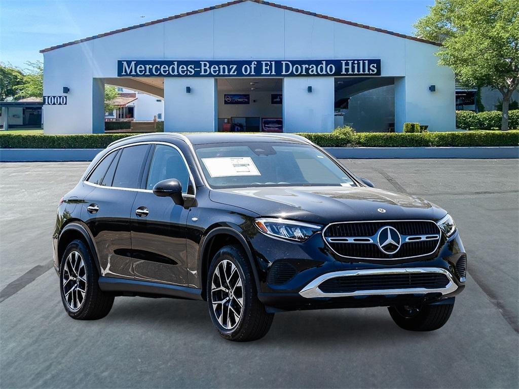new 2025 Mercedes-Benz GLC 350e car, priced at $61,700