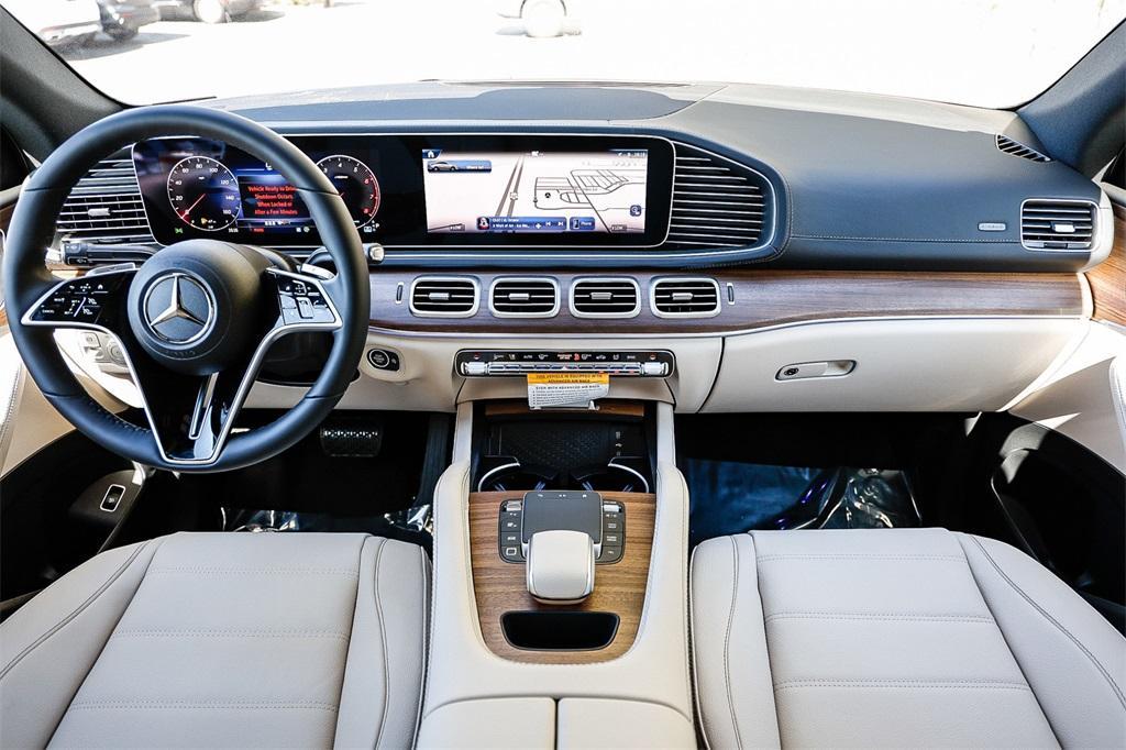 new 2025 Mercedes-Benz GLE 450 car, priced at $79,730