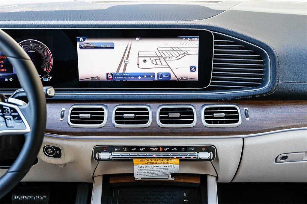 new 2025 Mercedes-Benz GLE 450 car, priced at $79,730