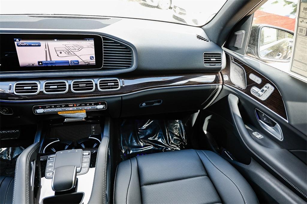 new 2025 Mercedes-Benz GLE 450e car, priced at $77,340