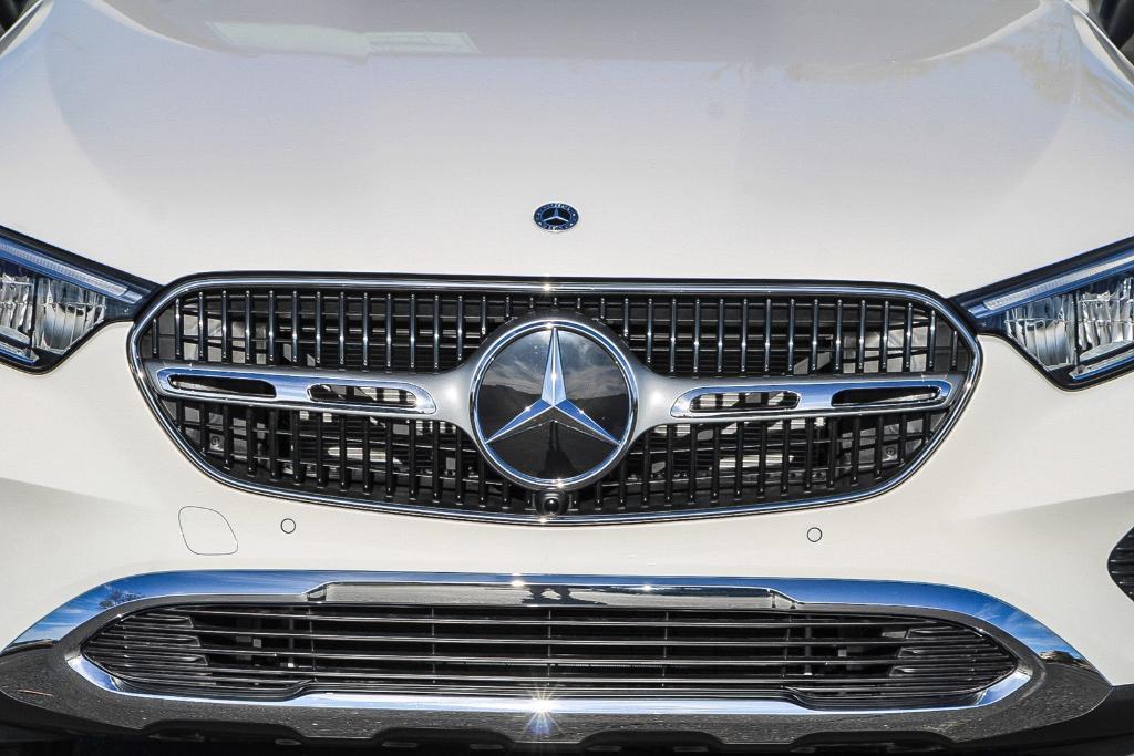 new 2026 Mercedes-Benz GLC 300 car, priced at $54,335