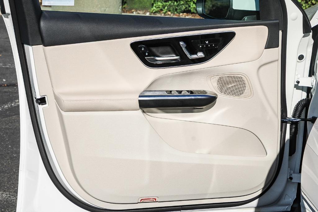 new 2026 Mercedes-Benz GLC 300 car, priced at $54,335