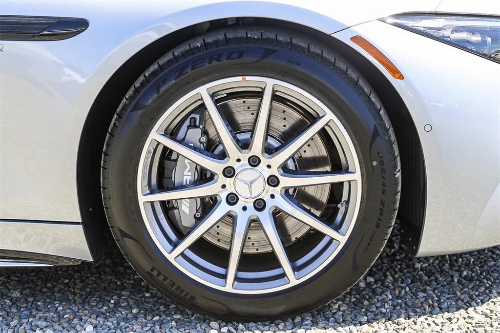new 2024 Mercedes-Benz AMG SL 43 car, priced at $116,585
