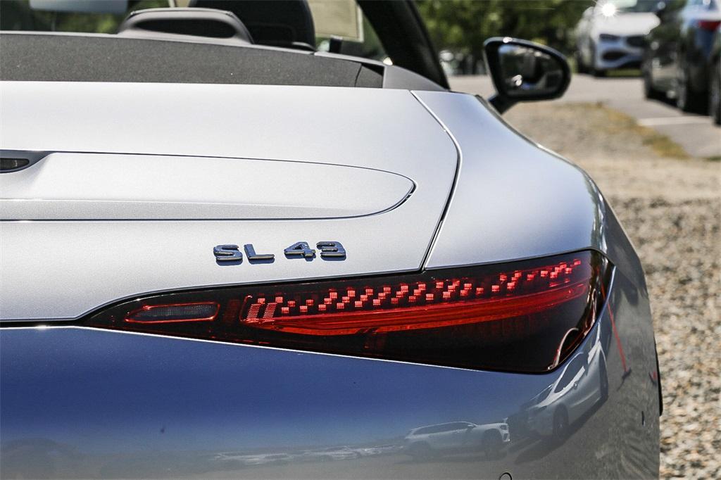 new 2024 Mercedes-Benz AMG SL 43 car, priced at $116,585