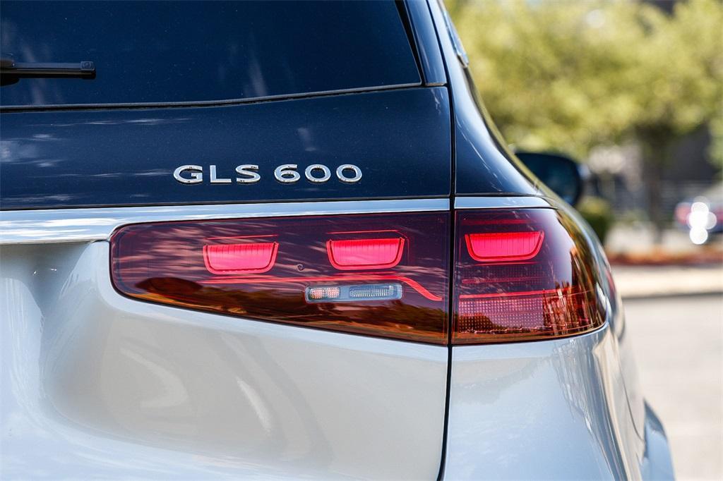 new 2025 Mercedes-Benz Maybach GLS 600 car, priced at $211,550