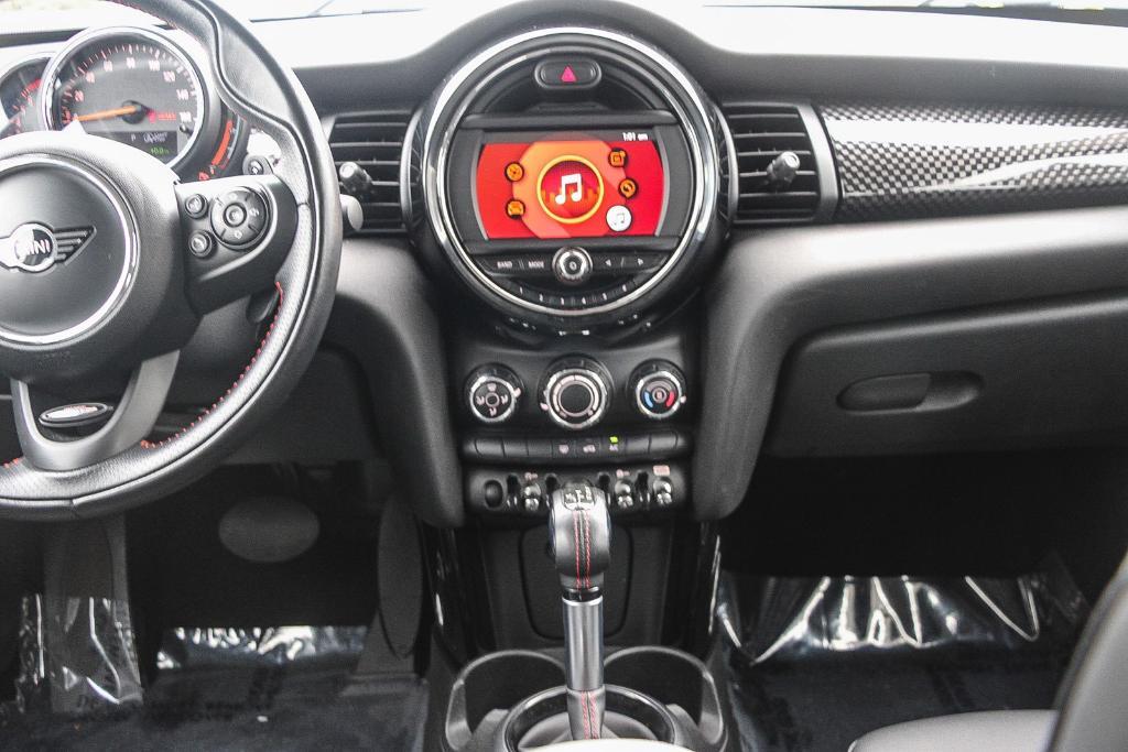 used 2019 MINI Hardtop car, priced at $18,995